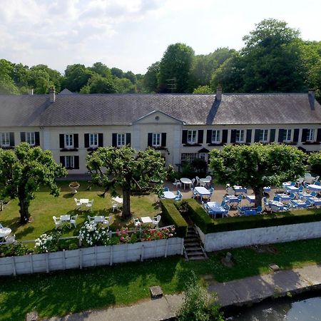 Hostellerie De Pavillon Saint-Hubert Gouvieux Bagian luar foto