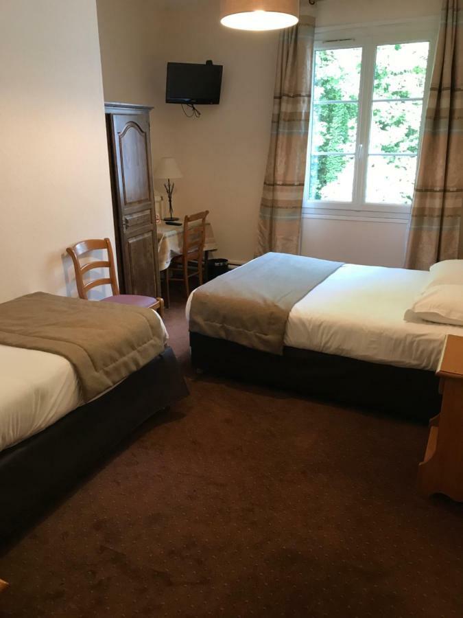 Hostellerie De Pavillon Saint-Hubert Gouvieux Bagian luar foto